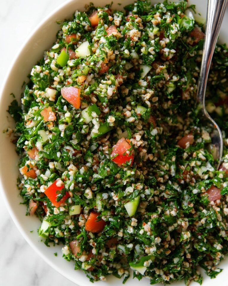Refreshing Tabouli Salad (Tabbouleh) with Parsley, Mint, and Lemon-Dressed Bulgur Recipe
